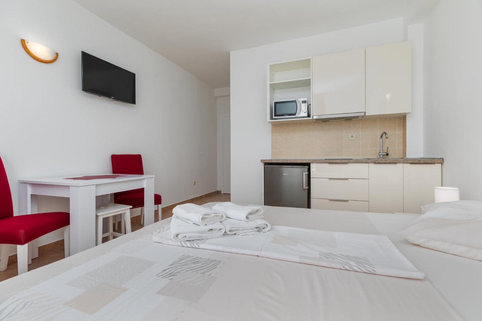 Sita Apartmani Lokva Rogoznica Zimmer foto